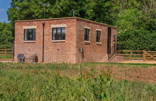 Limpley Stoke House | Gatehouse