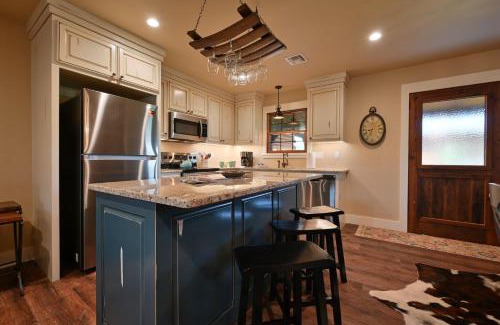 Fredericksburg House | Gateway Gathering - House