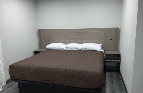 Graham Hotel | Gateway Inn