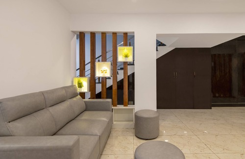 Narasapura Hotel | Gateway Premium Inn