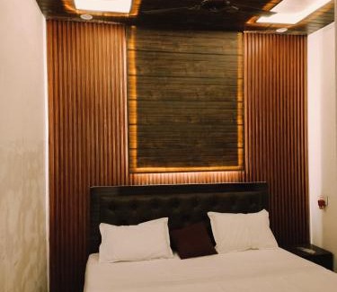 Allahabad House | Gateway Residency