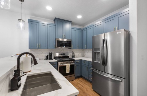 Juneau Apartment | Gateway to Alaska Wonders A308