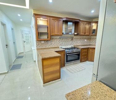 Amman Apartment | Gather 'n' Gab Gateway family apartment