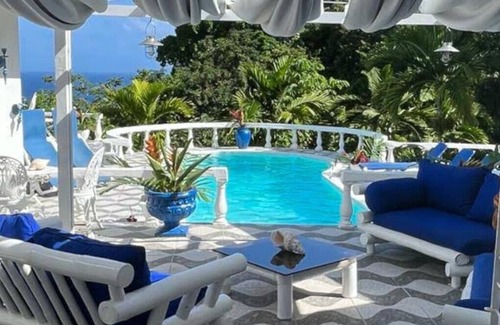 Port Antonio Villa | Gather,relax, and indulge at Chateau, in your stunning private villa sleeps 12
