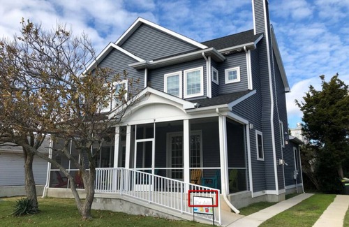 South Rehoboth House | Gather The Family In The Heart Of Rehoboth Beach (Accessible)