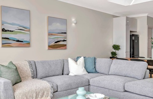 Normanville House | Gathering Tides For Group Getaways by the Beach