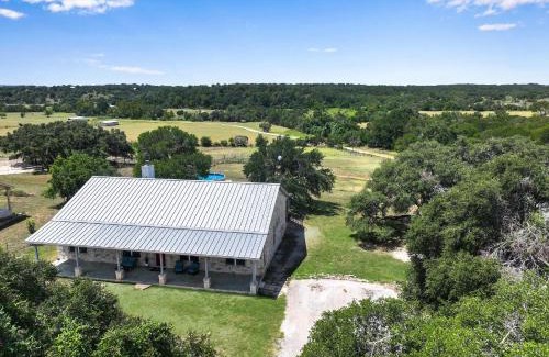 Hays County House | Gatlin Getaway