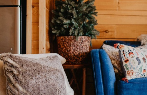 Gatlinburg Cabin | Gatlinburg Cabin Oasis for 2 with new hot tub and fab view!