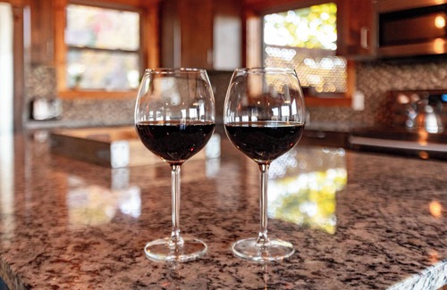 Chalet Village North Cabin | Gatlinburg Luxury Cabin, Great Mountain Views,Hot Tub, Pool Table, Fire Pit.