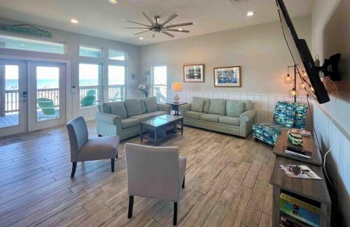 Rockport House | Gato Malo