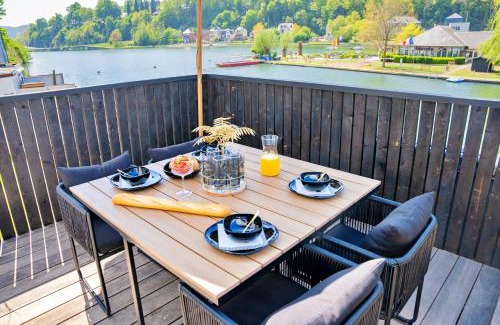 Yvoir Apartment | Gatsby River II