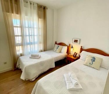Valdelagrana Apartment | GATU PREMIUM Villa Poniente, junto la playa de Valdelagrana " Preferente mayores de 21 años y familias "