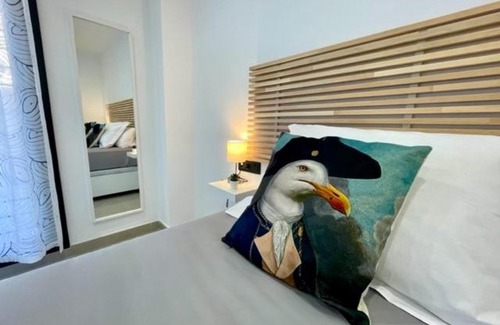 Cadiz Apartment | GATU PREMIUM Alma marinera, Preferente mayores de 21 años y familias