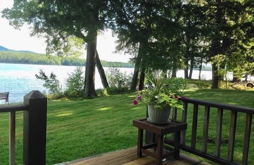 Moultonborough Cottage | GAU90W - Deerhaven Road Waterfront in Moultonborough