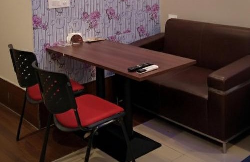 Greater Noida Apartment | Gaur City Studio