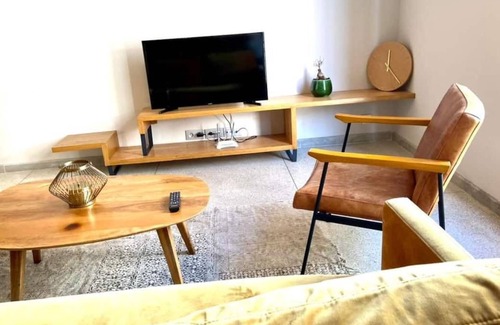 Gauthier Apartment | Gauthier 302 Soho-1min by Walk From Twin Center