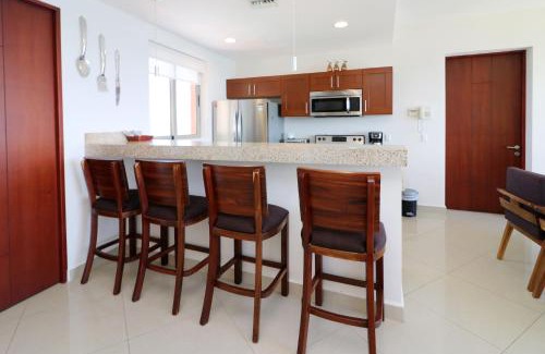 Marina Mazatlan Apartment | GAVIAS GRAND MAZATLAN APT. 1415