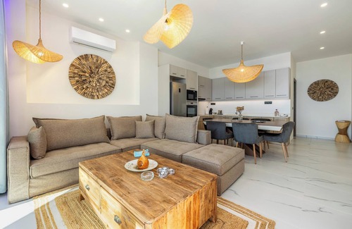 Agia Pelagia Villa | Gaze upon the endless blue