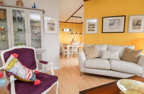 Faversham Cottage | Cabin ∙ 2 bedrooms ∙ 4 guests