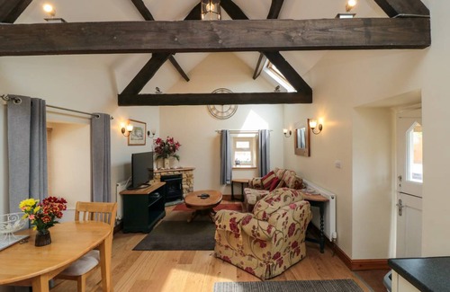 Whitby Cottage | Cabin ∙ 1 bedroom ∙ 2 guests