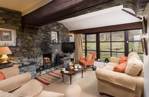 Keswick Cottage | Cabin ∙ 2 bedrooms ∙ 4 guests