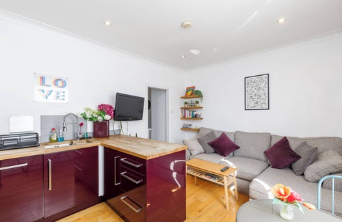 Brighton City Centre Apartment | Trendy Central 1 Bed Flat with Roof Terrace