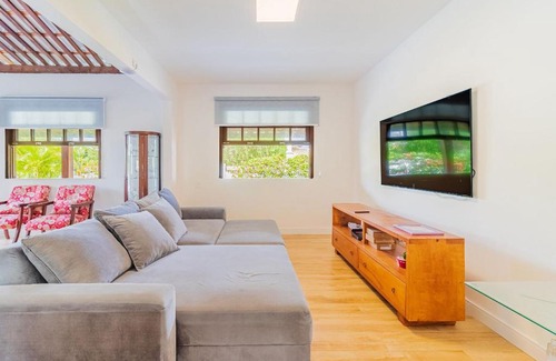 Guarajuba House | GB77 Great House 5/4, Pool and Barbecue
