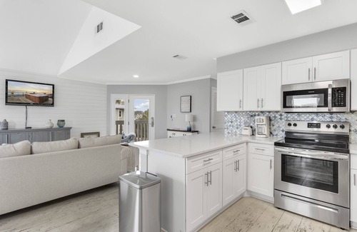 Holiday Isle Condo | "Geaux Coastal" Holiday Isle Harbor Condo 2B/2B With Use of Boat Slip