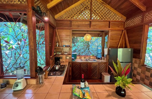 Cocles House | Geckoes Lodge