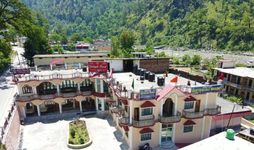 Uttarkashi Hotel | Geetanjali Resort
