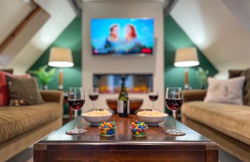 Wetheral House | Geltsdale East Wing sleeps 6 with River Eden views near Carlisle & Ullswater
