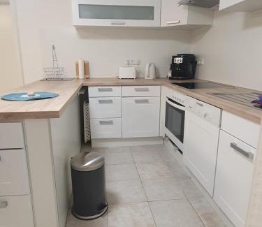 Bordesholm Apartment | Gemütlich ruhig und zentral durch Bahnhof