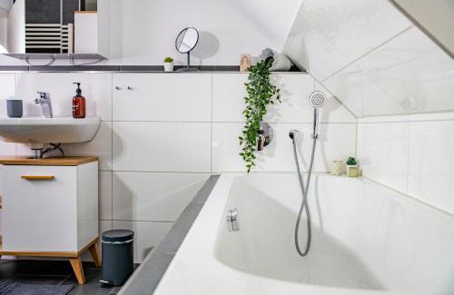 Motzach Apartment | Gemütlich*Stylisch*Netflix*Blick ins Grüne*