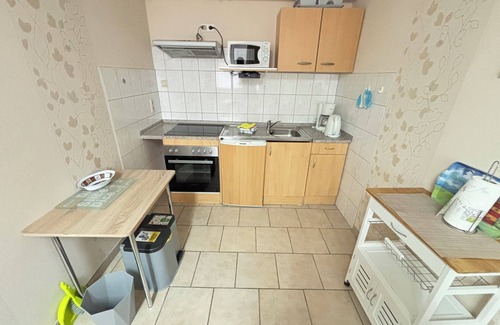 Emden Apartment | Gemütliche 2-raum-wohnung, 2 Pers., Emden am Deich, Parkplatz, Grillplatz, Wlan