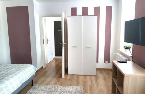 Vechelde Apartment | Gemütliche Appartement 1 - mit Küche und Bad zur Eigennutzung -Schuster Homes-