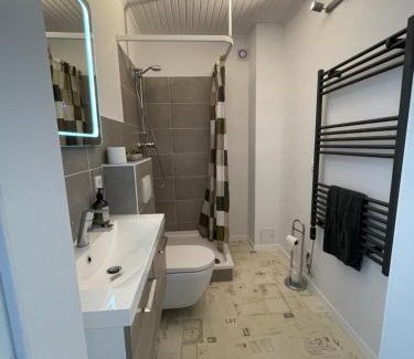 Tungendorf Apartment | Gemütliche EG-Wohnung im Herzen Schleswig-Holsteins