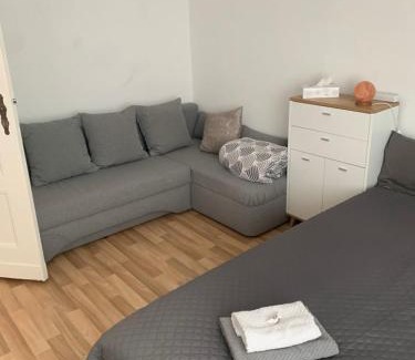 Burg Apartment | Gemütliche Ferienwohnung
