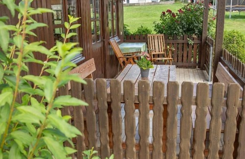 Eschlkam Apartment | Gemütliche Ferienhütte in Ruhiger Lage