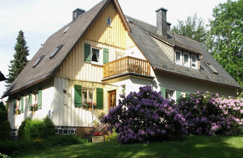 Bad Steben Apartment | Gemütliche Ferienwohnung (55qm) in Bad Steben