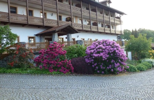 Schwarzenbach Apartment | Gemütliche Ferienwohnung (45qm) mit zwei Schlafzimmern