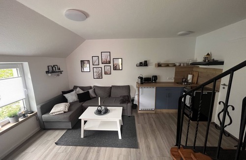 Detern Apartment | Gemütliche Ferienwohnung mit Gartenblick in Ruhiger Lage