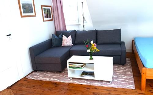 Rodalben Apartment | Gemütliche Fewo am Felsenwanderweg