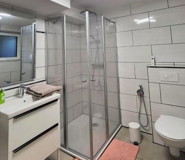 Birstein Apartment | Gemütliche FeWo im Grünen