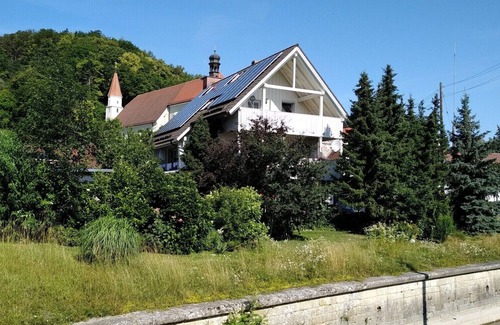 Kelheim Apartment | Gemütliche Galeriewohnung mit Playstation und Balkon