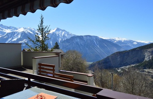 Albinen Apartment | Gemütliche sonnige Wohnung Bergpanoramasicht