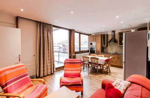 Le Cret Apartment | Gemütliche und helle drei Zimmer in der Nähe des Zentrums