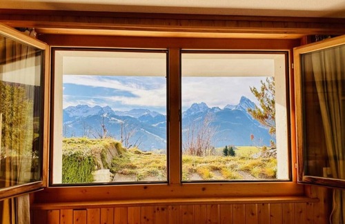 Schoenried Apartment | Gemütliche Wohnung 10 min von Gstaad mit Herrlicher Aussicht