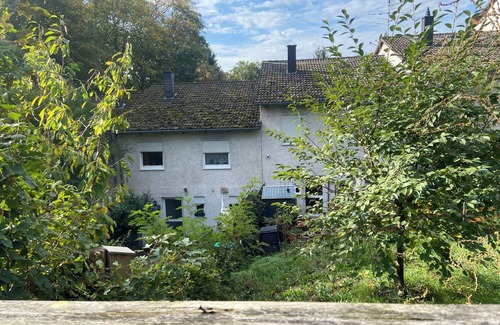 Saarbruecken Apartment | Gemütliche Wohnung am deutsch französischen Garten