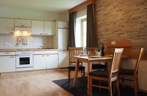 Lohberg Apartment | Gemütliches 2-Zimmer-Appartement mit Südbalkon für bis zu 4 Personen