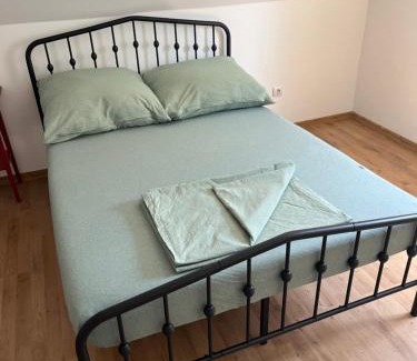 Hamm Apartment | Gemütliches Apartment mit Arbeitsplatz, Smart-TV, WLAN in Hamm Mark
